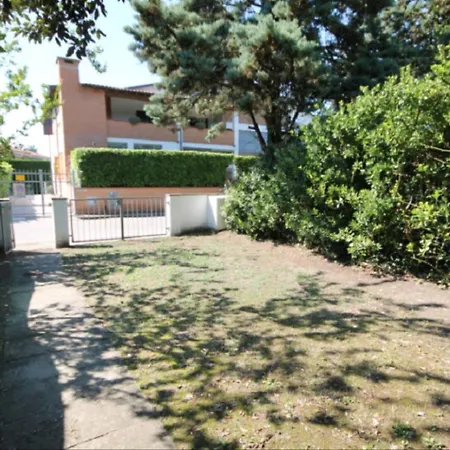 Villa- Osti 100 * Lido delle Nazioni