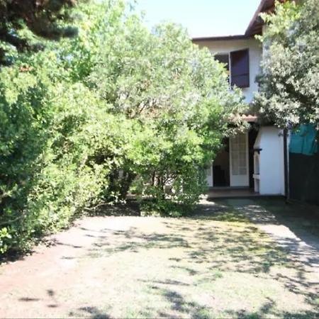 Villa- Osti 100 * Lido delle Nazioni